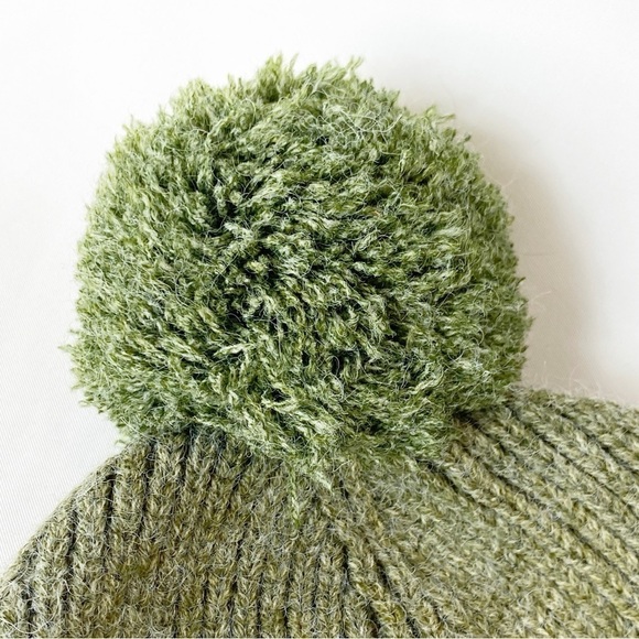 FRYE & CO Knit Pompom Stocking Winter Cap Hat Green & Cream Colorblock Dip Dye - Picture 4 of 9